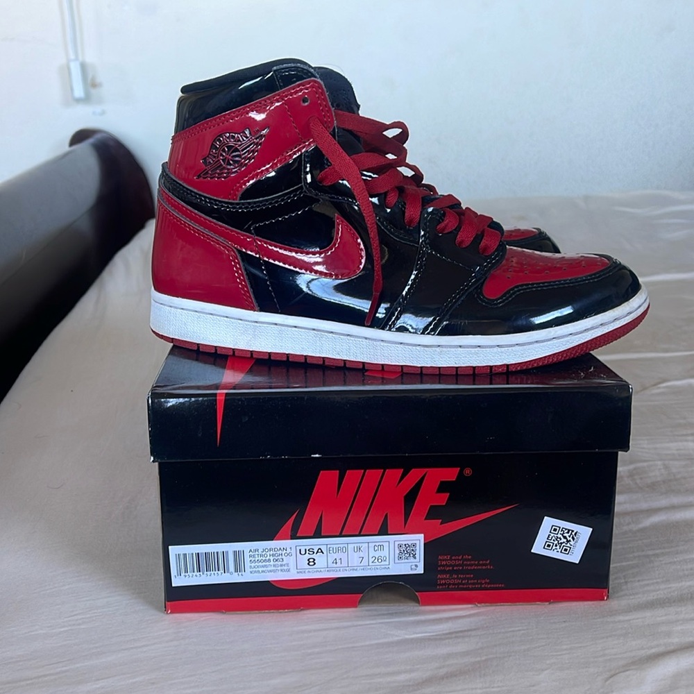 Nike Air Jordan 1 Retro High OG Patent Bred
